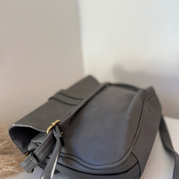 Chic gray Leather Crossbody Bag Merona - Picture 3 of 12